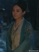 在明兰眼里，顾二叔已经疯了很久了