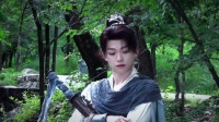 梓渝拍此间是少年还带了手机和DV