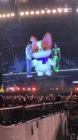许嵩演唱会抛出有趣爆料，原本备好舞步，被家人劝珍惜羽毛…