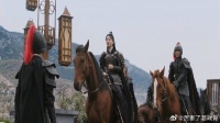 女将军拿着假圣旨 比真的还像回事，成功通过城门