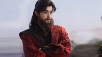 李长寿假扮护宗使者长庚，轻松击垮天涯阁阁主