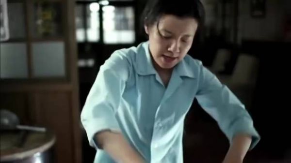 丁大哥突然向德华求婚，耿直小妹的反应让人笑喷！