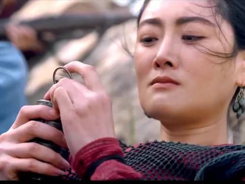 这也是个好办法装作不会用等到在扔就都站着挨炸