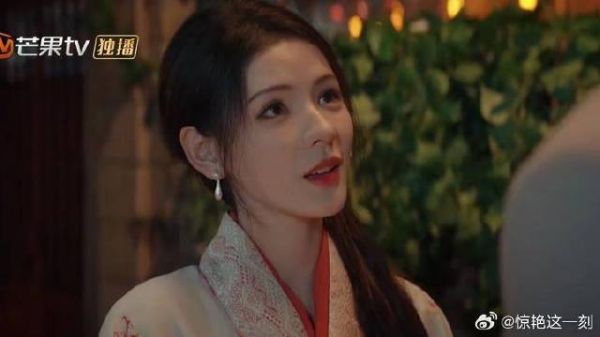 渔灯节开始,李靳屿坚定的选择叶濛 但程晶晶可怜的样子是不是太让人心疼了