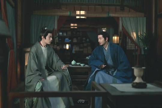漂亮，在一群人均八百个心眼子的人里出了一个缺心眼的人，哈哈哈哈！