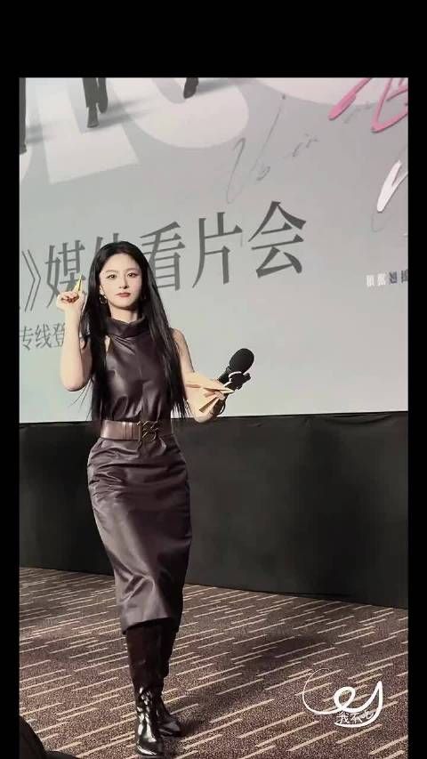 这群女飞姐姐都太美了，看完一定会爱上，姐姐你飞到我心上了