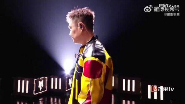 一公以个人喜爱度842票拿下全场第四！…
