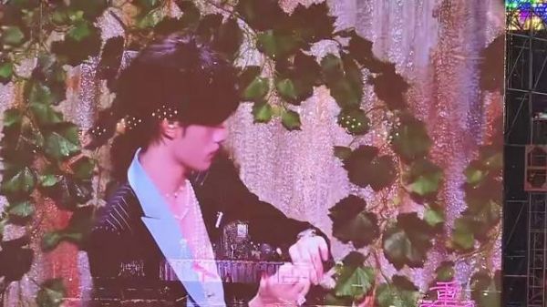 苏新皓solo纯唱舞台 《美好的事可不可以发生在我身上》