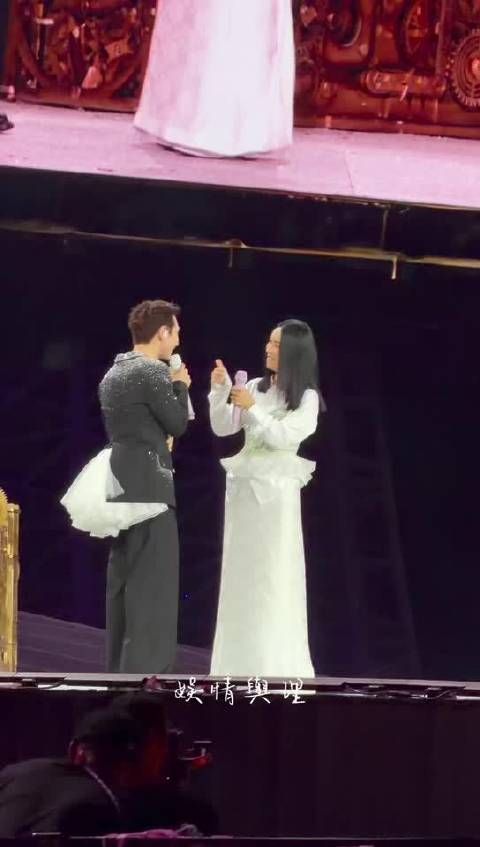 汪苏泷看那英演唱会看哭，提议合开东北姐弟场