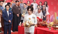 香港知名女星难舍经典角色，拍新剧走错厂，自曝患脂肪肝努力减肥