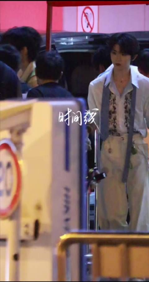 时代少年团260828青春芒果夜下班 好好休息