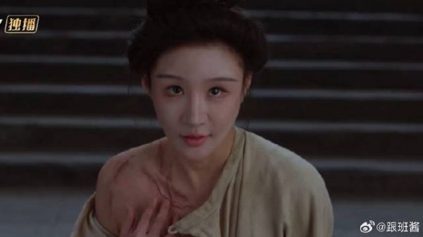 女犯人解开衣服，孟廷辉看到她身上的伤疤，瞬间说不出狠话