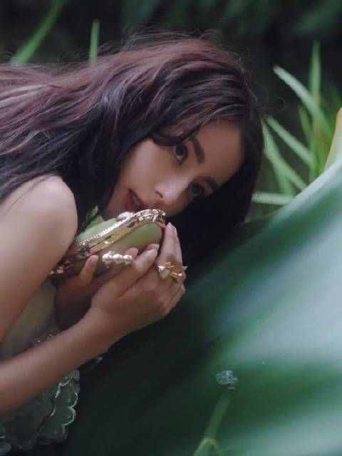 迪丽热巴 VOGUE