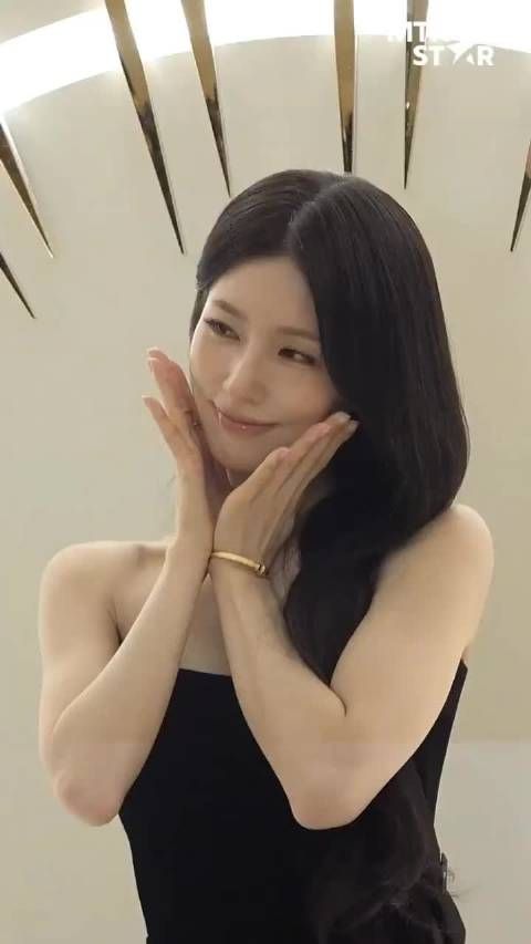 赵美延 近距离感受一下美颜