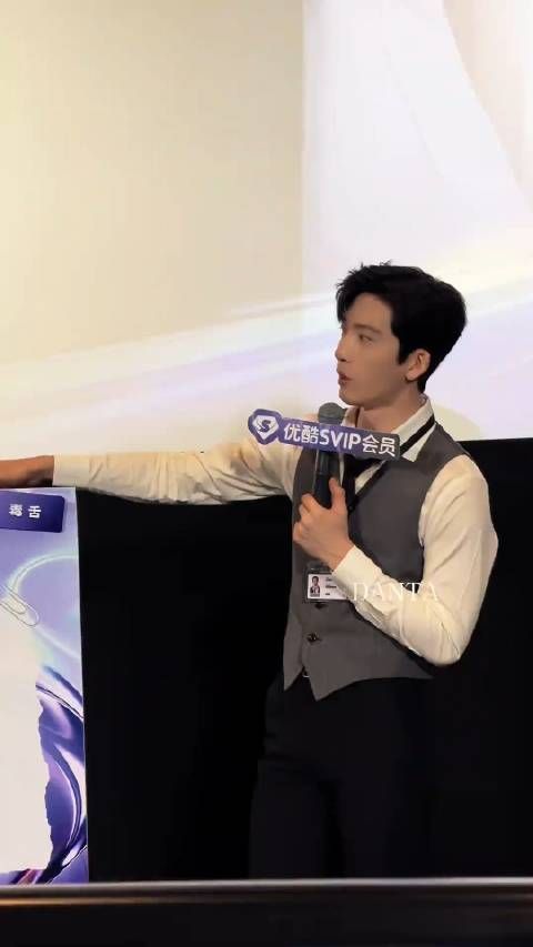 白敬亭也想要孙千大衣：“你有两件大衣我也能穿”