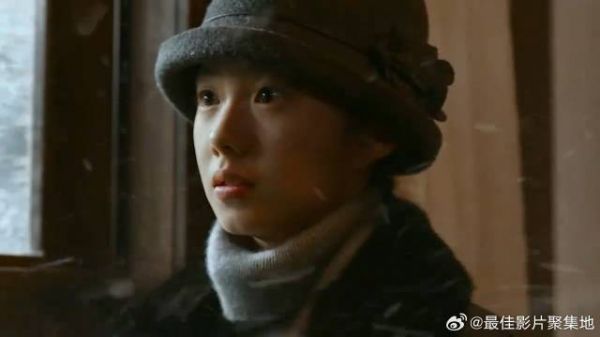 特务盘问姑娘 下秒张译出场英雄救美，简直帅呆了！