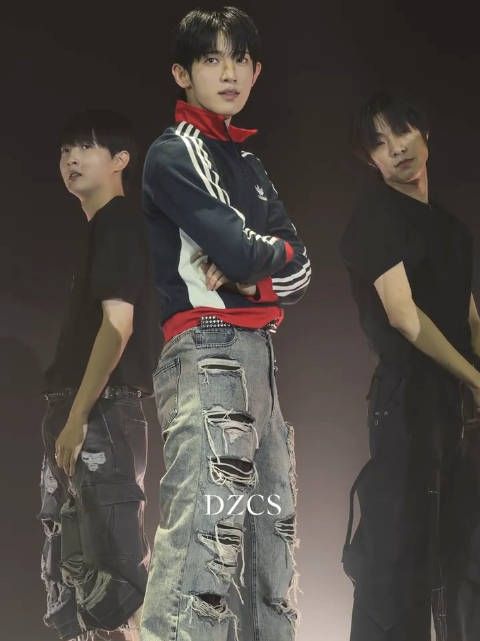 260829 时宇单人舞台直拍 Cr.釣隻倉鼠 （转载已授权）