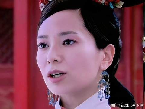 德妃:禧嫔真是太自信了，我就笑笑不说话!