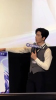 白敬亭也想要孙千大衣：“你有两件大衣我也能穿”