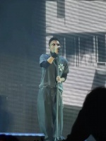 谢霆锋太原生日场演唱会开唱，粉丝齐贺