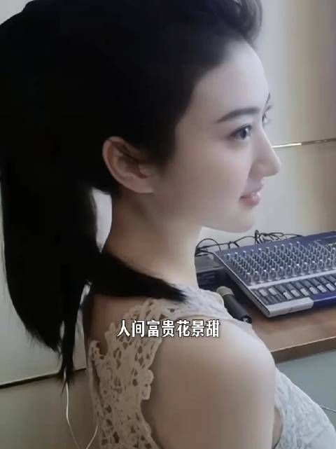 司晓迪说景甜真的很美好 从大家文字里，我们看到了一个真诚善良景甜