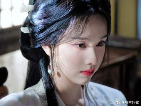 多希望压倒我的不是生活，而是雾妄言