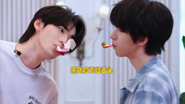 小孩有时候笨笨的，怪可爱的