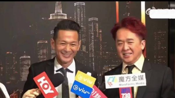 邓兆尊直言香港也有很多剧组夫妻