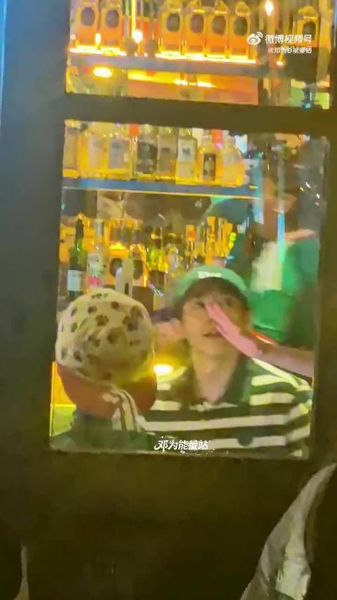 张晚意送考挖坑邓为，互损互动逗趣十足