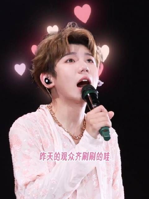 哥哥想看什么反应，尽管直说～小汤虽未开口，却只顾沉浸于惊叹之中