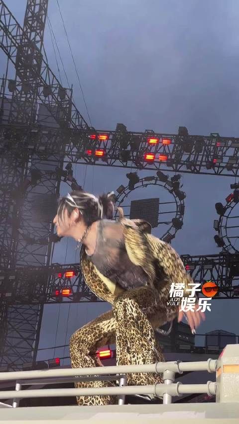 wk快来听小鬼这个低音炮 好疯好反差!