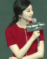 内娱英文流利的女演员屈指可数，景甜还是太全面了视频播客开麦计划