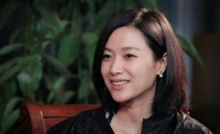 出乎意料！徐静蕾随笔字迹竟然如此惊艳，透着独特青春气息，引人佩服不已