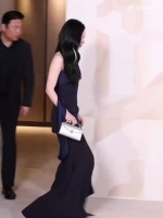 怪不得好多人说金智媛是韩国国花，好美好优雅
