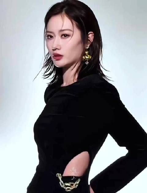 “谁懂 有些张力是与生俱来的”