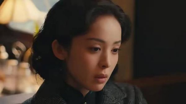 娜扎发腮受益者，脸型变化后氛围感升级大气韵味