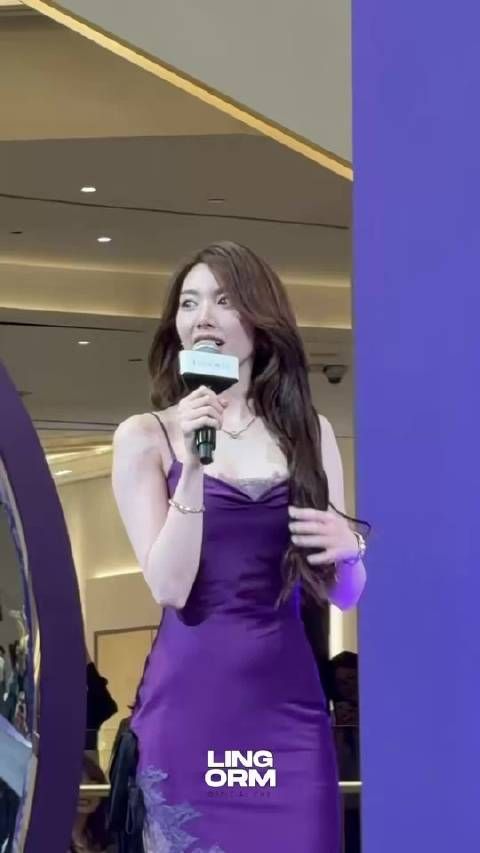 美人嗔怒，美人撅嘴，美人瞪眼，美人撒娇