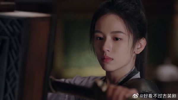 锦月如歌：禾宴再见昔日配剑，往事种种历历在目，她呆立当场