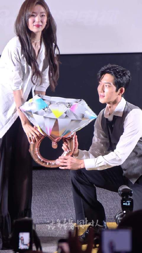 井叔叔现场让孙千公主抱他