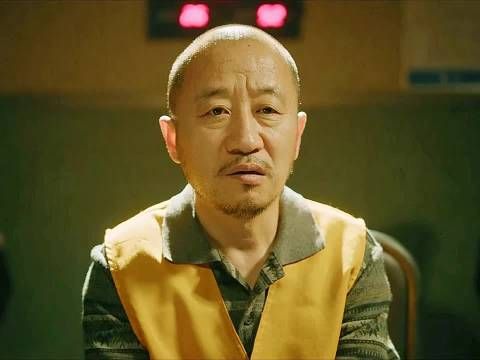 独居女孩千万不要让陌生人进入卧室，否则会人财两空！