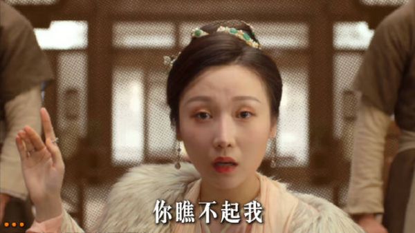 “中暑，多廉价的病啊！”大夏天的穿个貂，你不中暑谁中暑