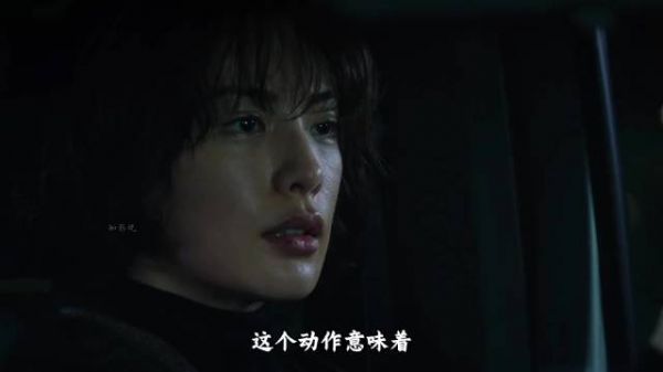 什么样的绝望才会让一个女孩亲手杀死自己的父亲？