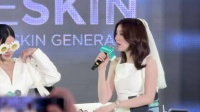 陈奥：你喜欢谁呀？Ling还是Orm？ 邝玲：我喜欢Ling 陈奥：？那我喜欢Orm！…