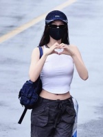 这怎么不算淋雨一起走呢 真的好幸福吧现场的小石榴