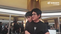 玩归玩闹归闹，认真排练绝不马虎，这种收放自如的样子还挺有意思