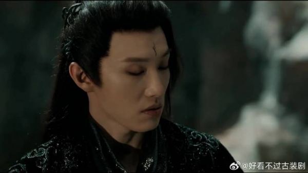 神秘大妖恋苍龙，为手链追杀情敌