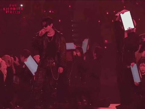 260901 BTS WORLD TOUR 'ARIRANG' IN 洛杉矶 柾国相关 好性感的青筋… logo