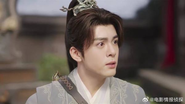 李莲花中毒打斗 幸亏方多病及时来救，这下安全了