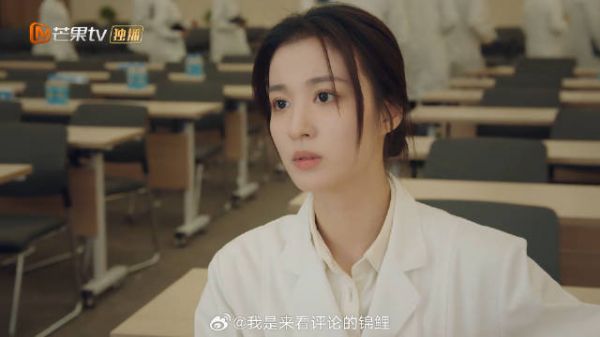 李萌放出和宋焰合照，许沁误会两人关系，吃醋：你俩挺般配