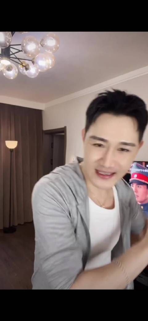 王闯认为娱乐圈最帅的四个男星：肖战、杨洋、陈晓、王一博！
